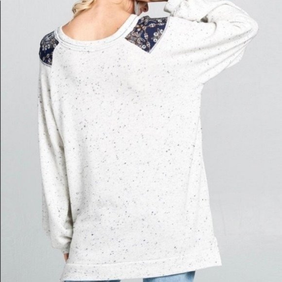 NWT Hummingbird Chevron Hacci Brushed Knit Top Colorblock Pullover Women's Large - Picture 3 of 7